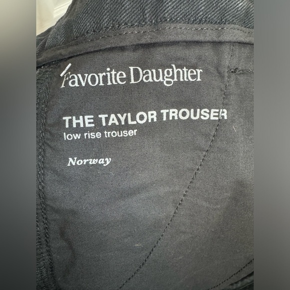 Favourite Daughter “The Taylor” jean - Picture 9 of 13